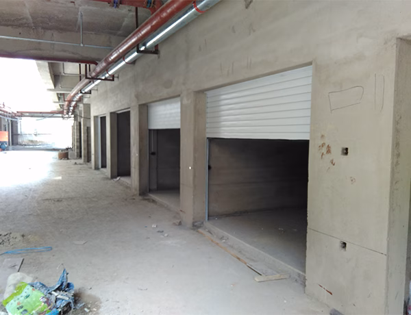 Electric garage door