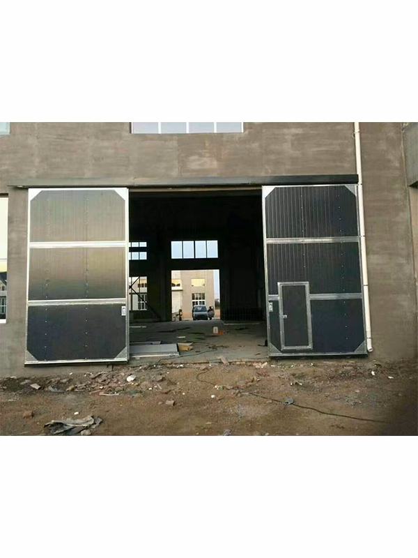 Industrial sliding door